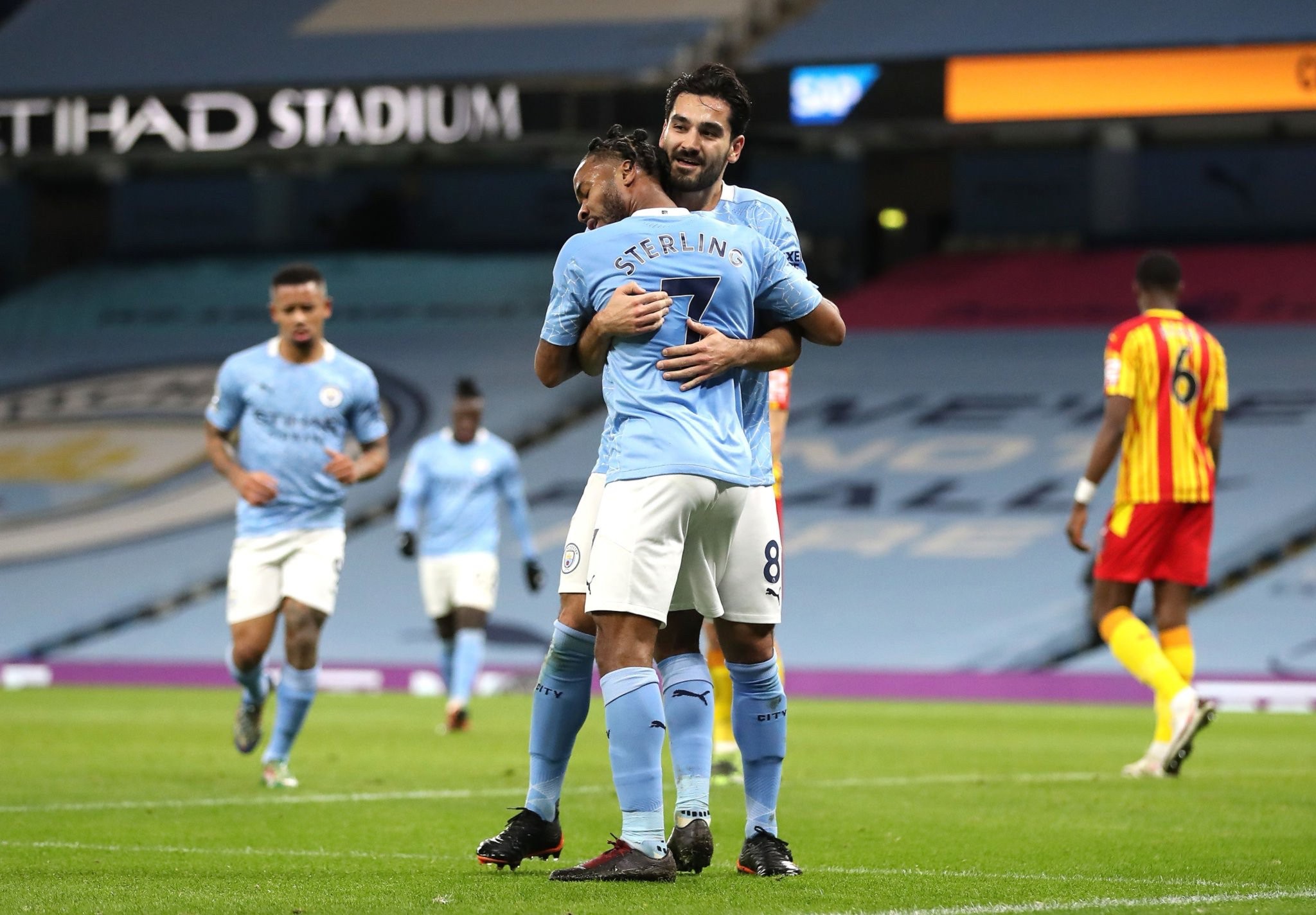 核心阵容明 核心阵容明